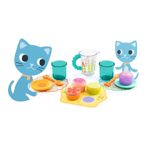Image Kitten’s snack